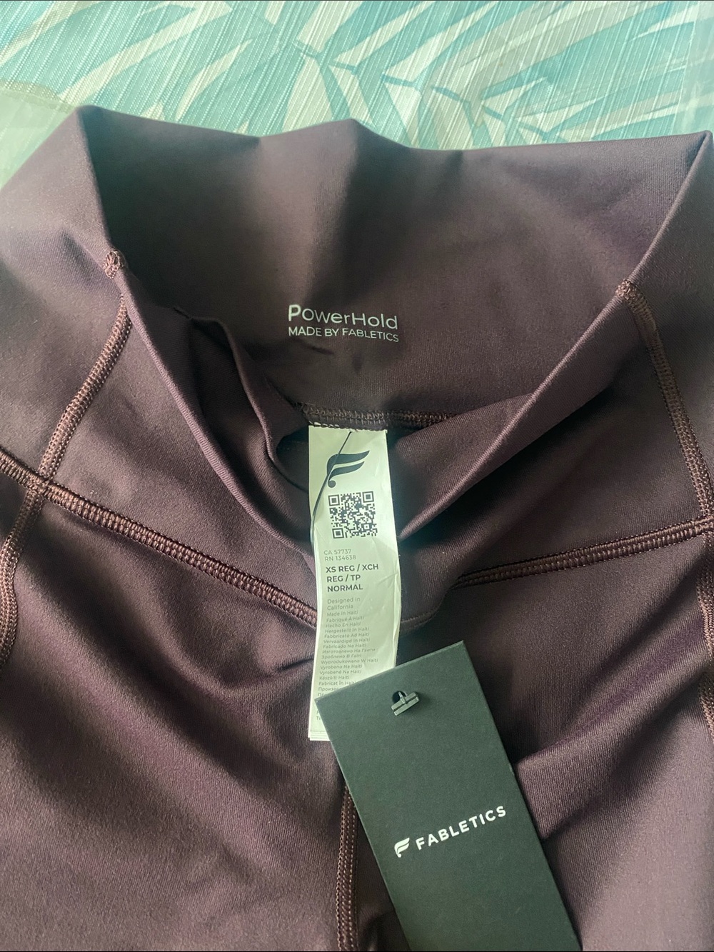 Women's athletic jacket/top